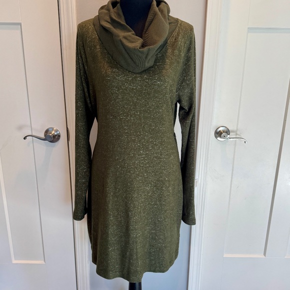 cabi Solace Knit Dress, #4016, M, EUC, Olive Green - Picture 3 of 10